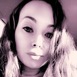 Meet your Posher, Marcia